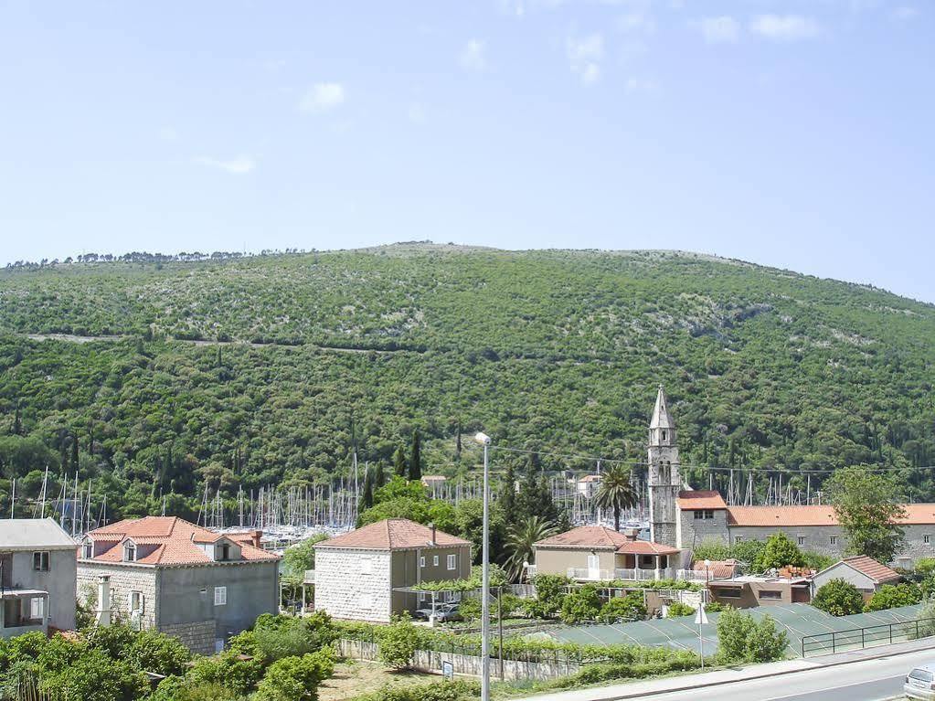 Apartments Silvija Mokošica Buitenkant foto