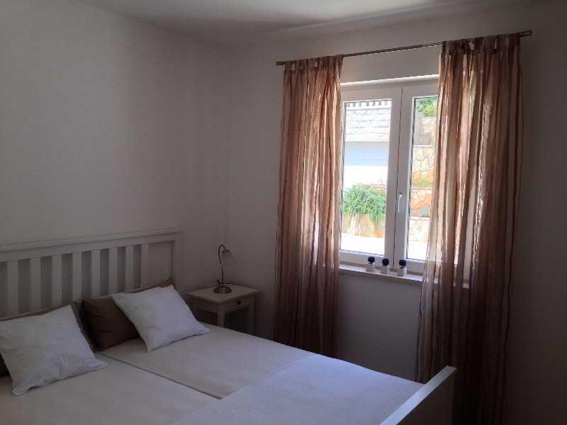 Apartments Silvija Mokošica Buitenkant foto